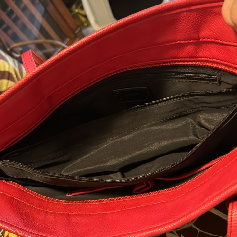 NINE WEST RED LEATHER TOTE - Picture 9 of 9